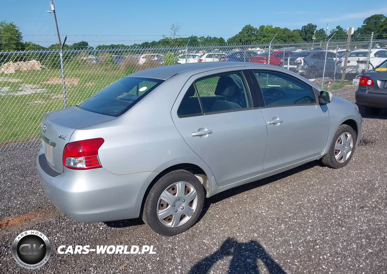 2007 Toyota Yaris VIN:JTDBT923871055800 - 4