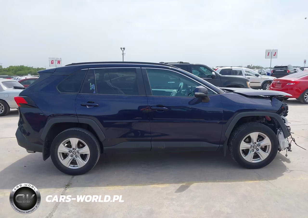 2021 Toyota Rav4 Xle VIN:2T3W1RFV9MW162855 - 14