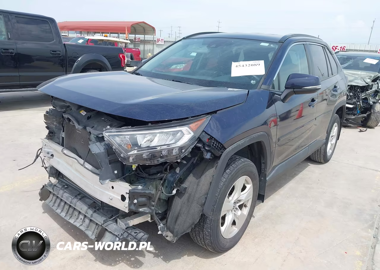 2021 Toyota Rav4 Xle VIN:2T3W1RFV9MW162855 - 2