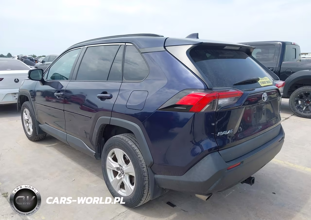 2021 Toyota Rav4 Xle VIN:2T3W1RFV9MW162855 - 3