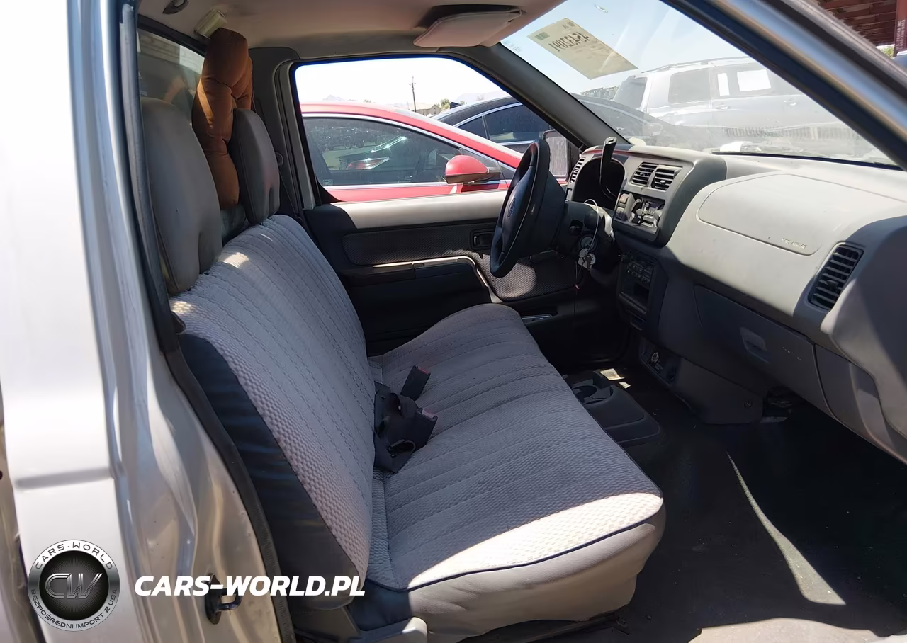 1999 Nissan Frontier Xe VIN:1N6DD21S2XC330570 - 5