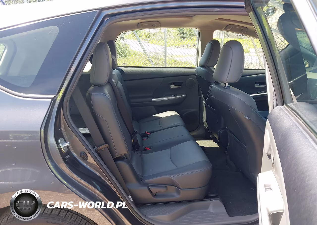 2012 Toyota Prius V Five VIN:JTDZN3EU8C3168140 - 8