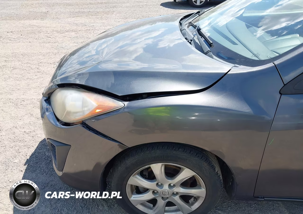 2011 Mazda Mazda3 I Touring VIN:JM1BL1VG7B1415518 - 12