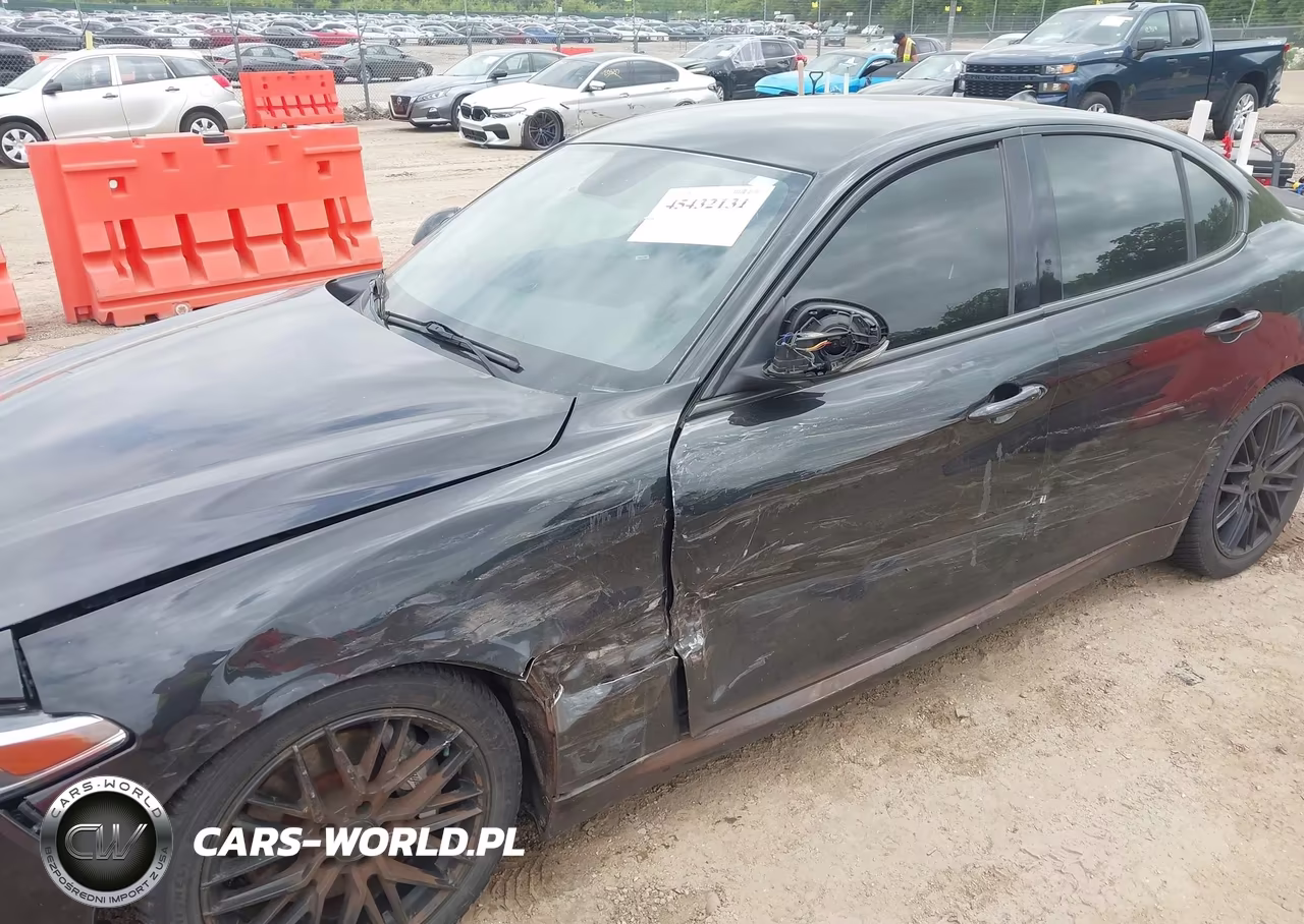 2017 Alfa Romeo Giulia Rwd VIN:ZARFAEBN6H7546128 - 6