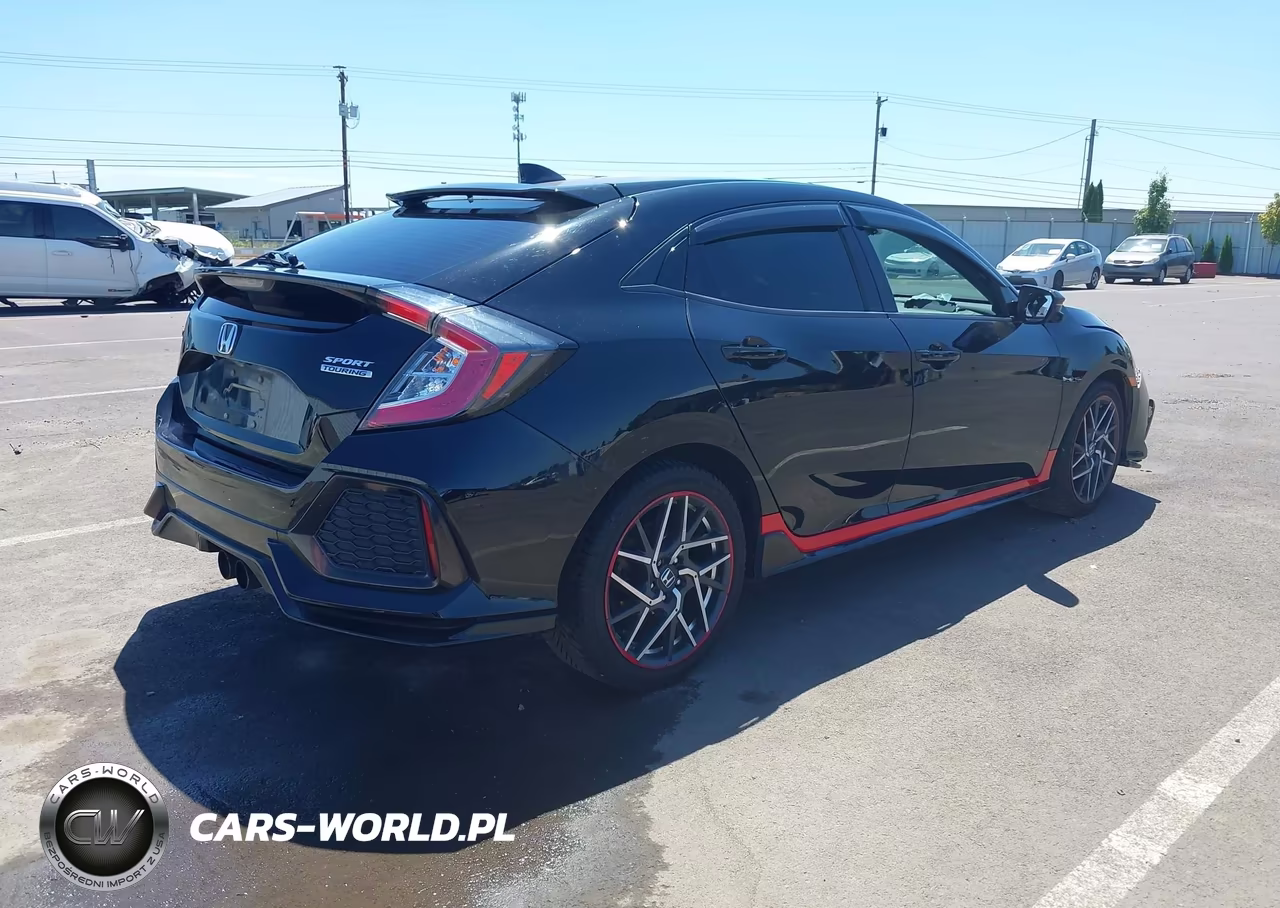 2018 Honda Civic Sport Touring VIN:SHHFK7H98JU416167 - 4