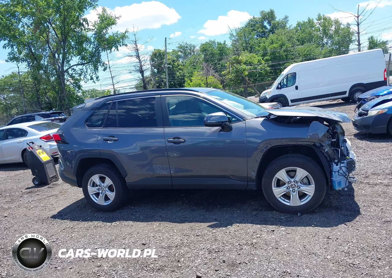 2021 Toyota Rav4 Xle VIN:2T3P1RFVXMW243691 - 13
