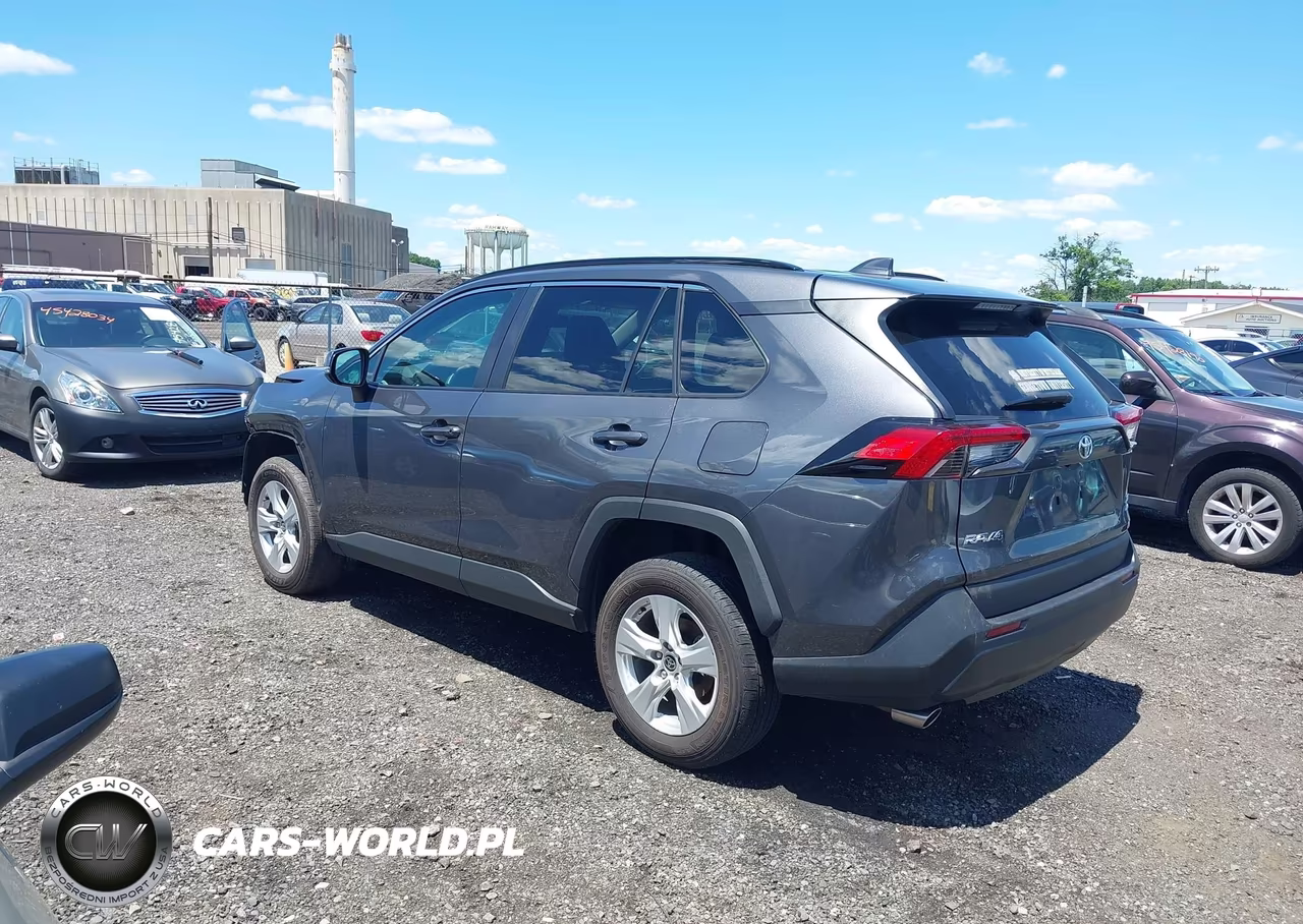 2021 Toyota Rav4 Xle VIN:2T3P1RFVXMW243691 - 3