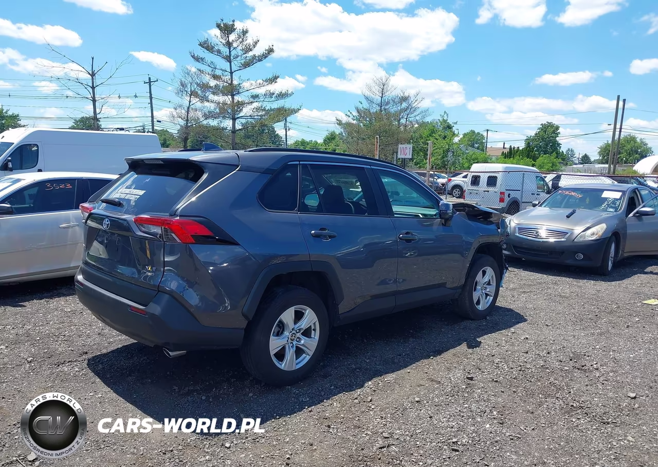 2021 Toyota Rav4 Xle VIN:2T3P1RFVXMW243691 - 4