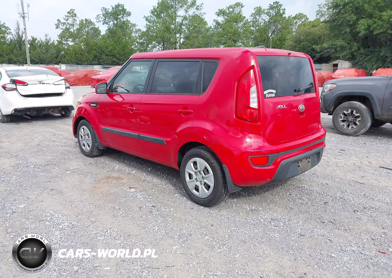 2013 Kia Soul VIN:KNDJT2A56D7624562 - 3