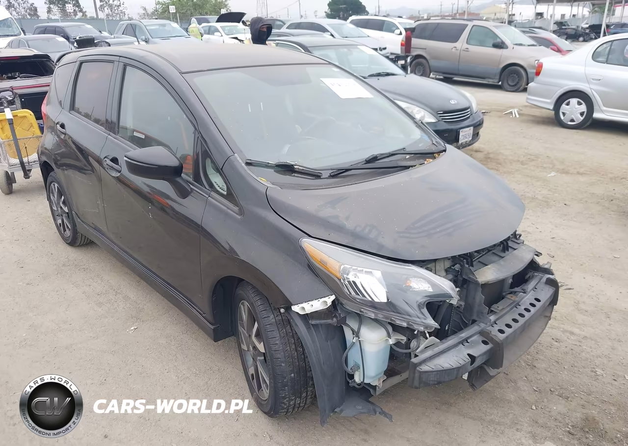 2015 Nissan Versa Note Sr – zdjęcie 1 z 15