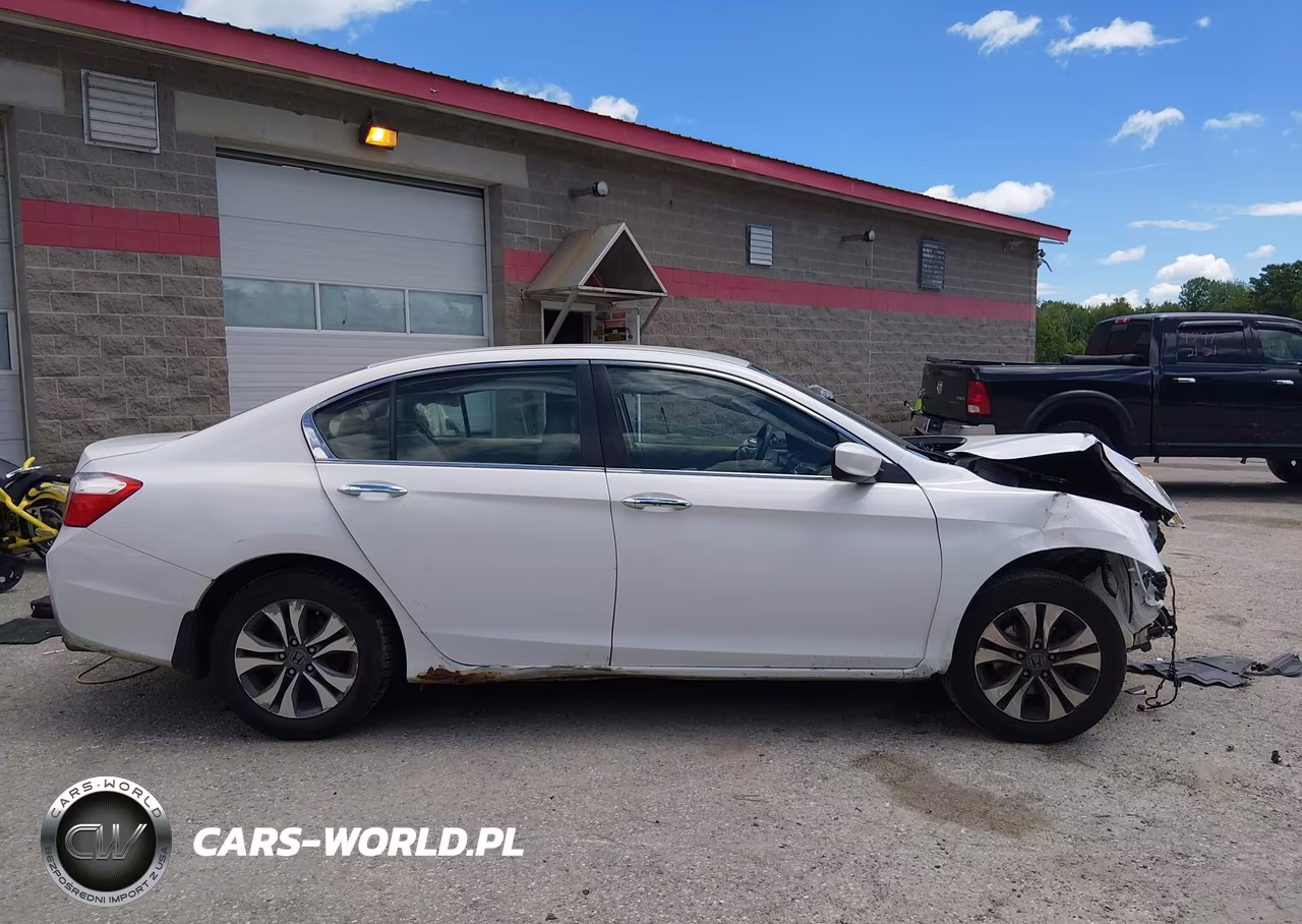 2015 Honda Accord Lx VIN:1HGCR2F31FA219957 - 14