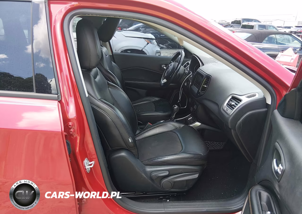 2019 Jeep Compass Latitude Fwd VIN:3C4NJCBB9KT819856 - 5