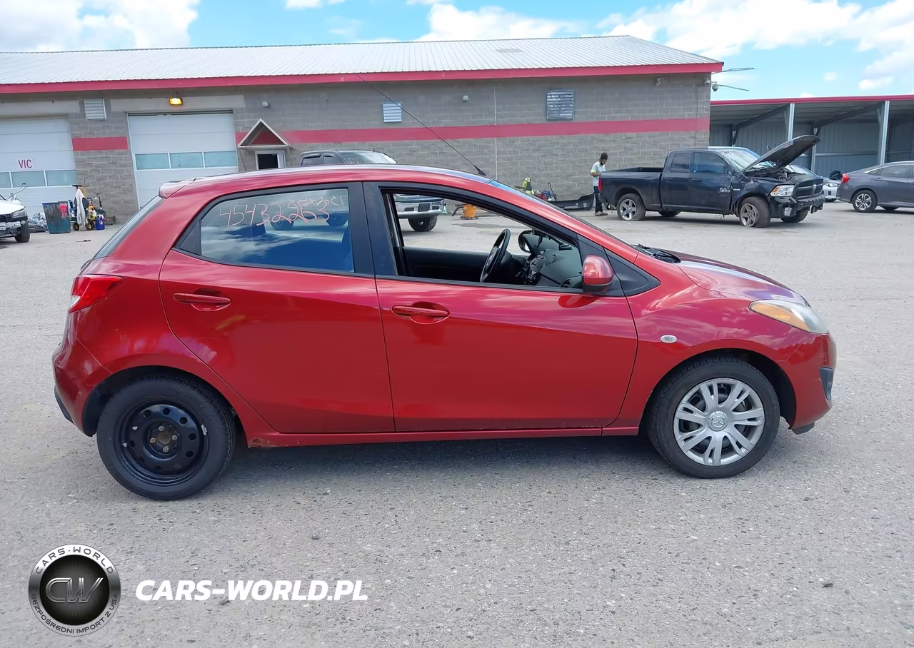 2014 Mazda Mazda2 Sport VIN:JM1DE1KZ4E0175427 - 14