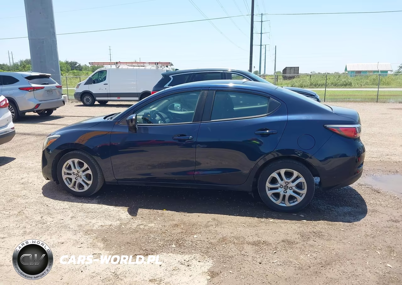 2018 Toyota Yaris Ia VIN:3MYDLBYV2JY317050 - 14