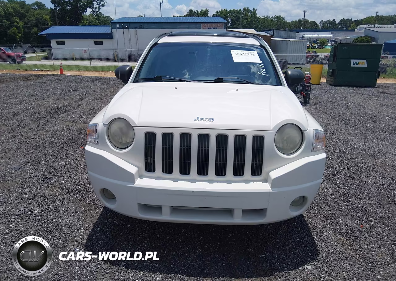 2010 Jeep Compass Latitude VIN:1J4NT1FB4AD626375 - 12