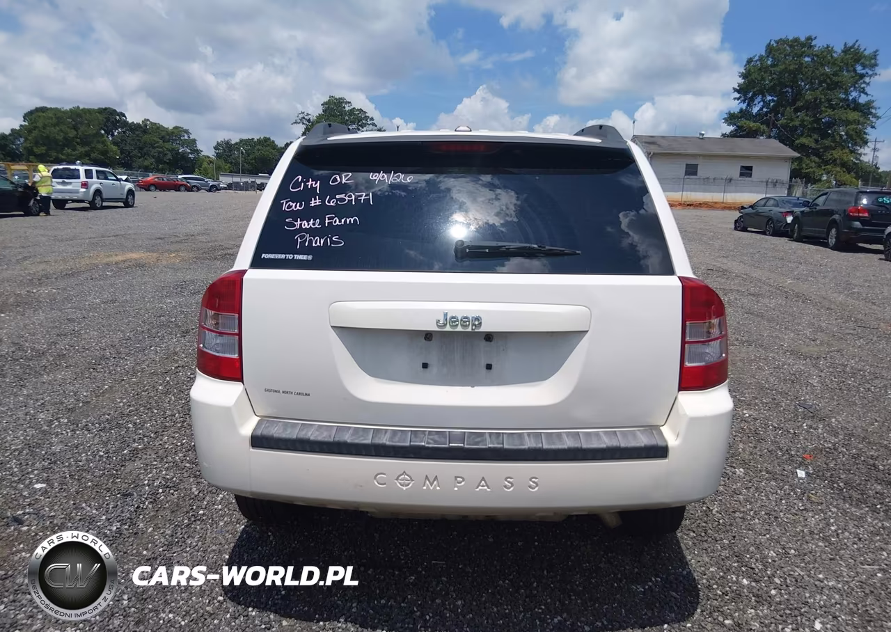 2010 Jeep Compass Latitude VIN:1J4NT1FB4AD626375 - 16