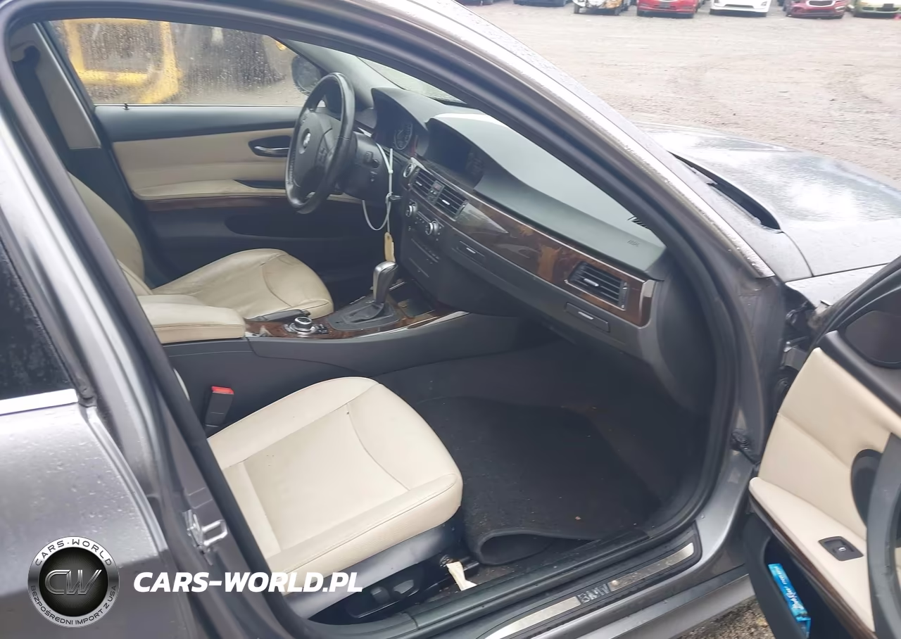 2011 BMW 335I xDrive VIN:WBAPL5G59BNN21936 - 5