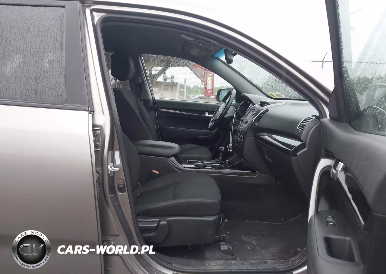 2014 Kia Sorento Lx VIN:5XYKTCA63EG522305 - 5