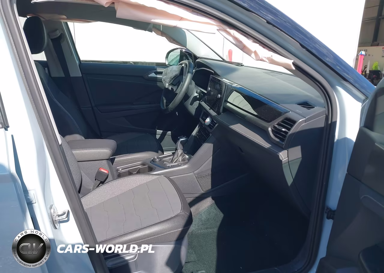 2026 Volkswagen Taos Se Black VIN:3VV2C7B25TM020495 - 5