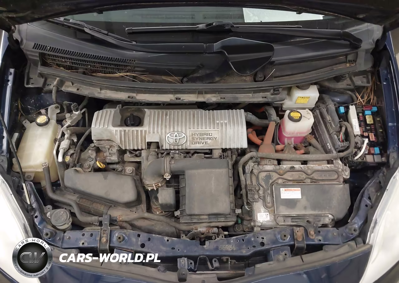 2013 Toyota Prius Two VIN:JTDKN3DU5D1634784 - 10