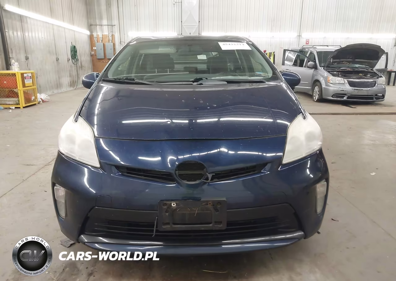 2013 Toyota Prius Two VIN:JTDKN3DU5D1634784 - 12