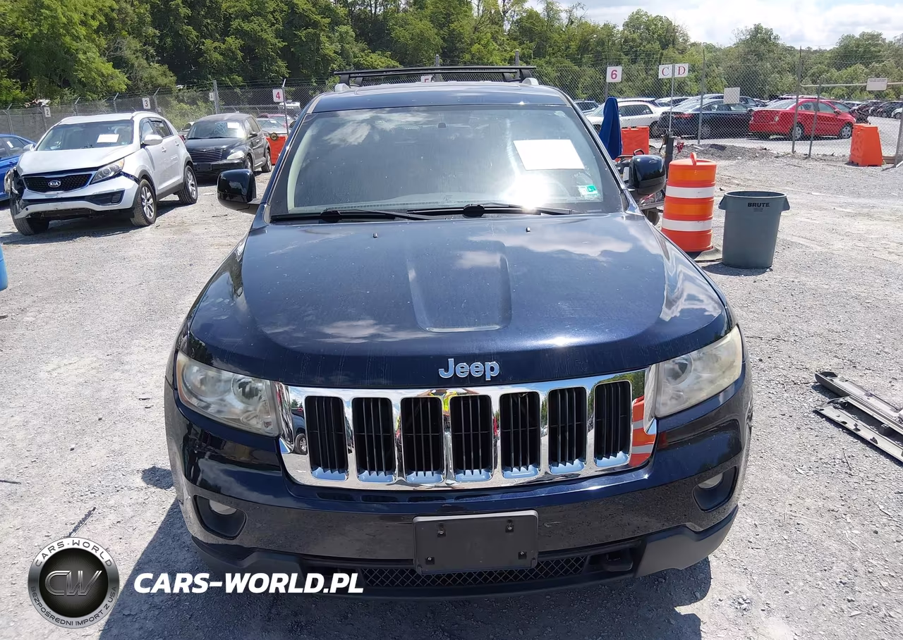 2011 Jeep Grand Cherokee Laredo VIN:1J4RR4GG4BC701532 - 6