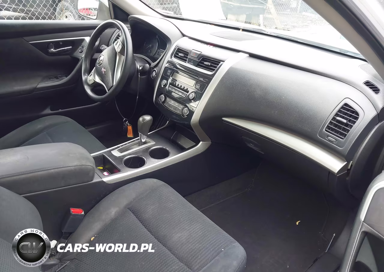 2015 Nissan Altima 2.5 S VIN:1N4AL3AP4FN362276 - 5