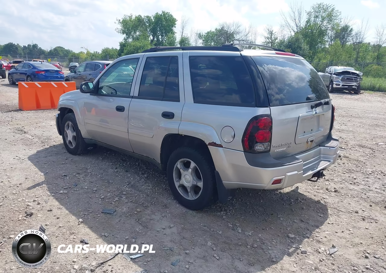 2007 Chevrolet Trailblazer Ls VIN:1GNDT13S272171608 - 3