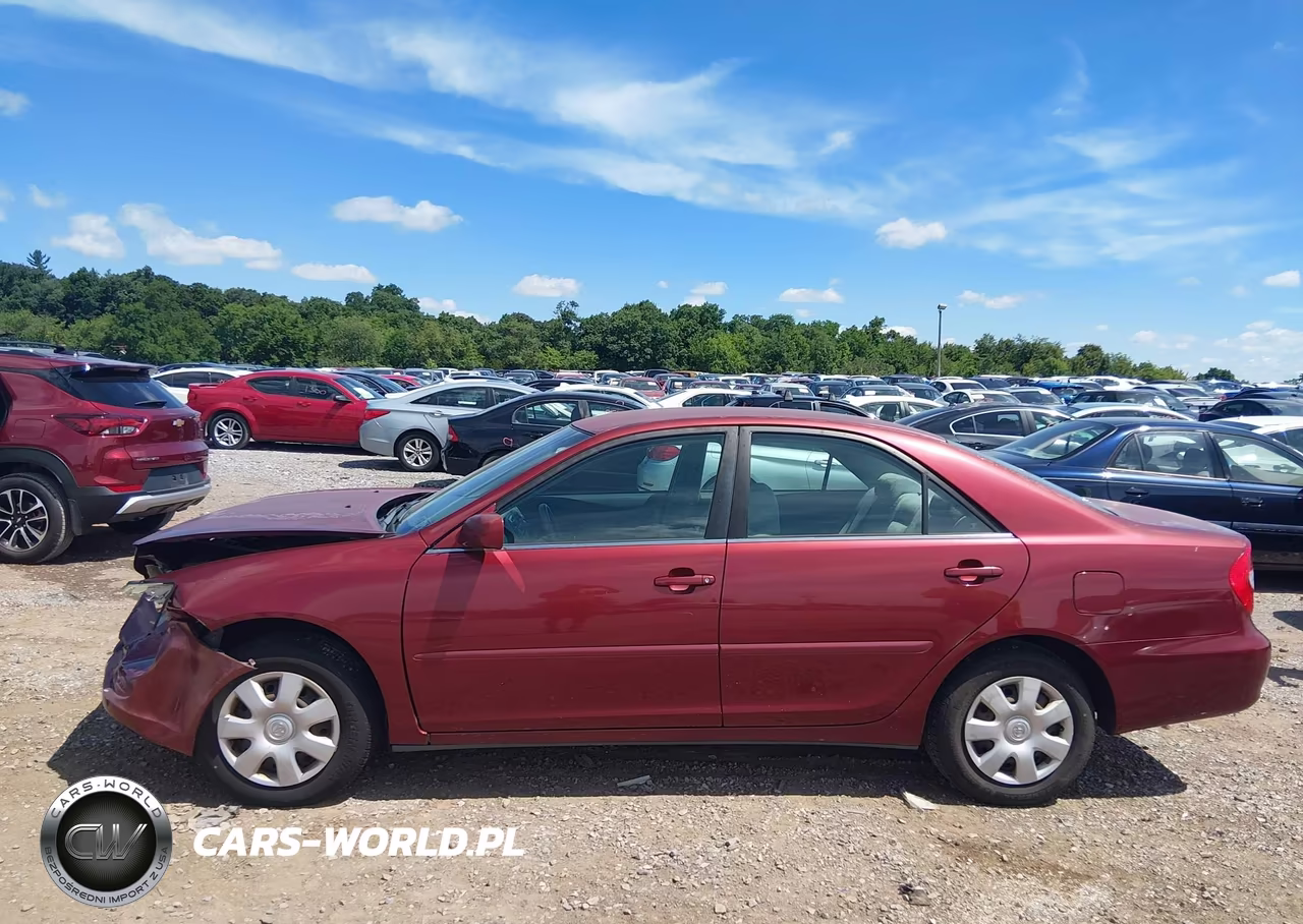 2003 Toyota Camry Le VIN:4T1BE32K43U254975 - 14
