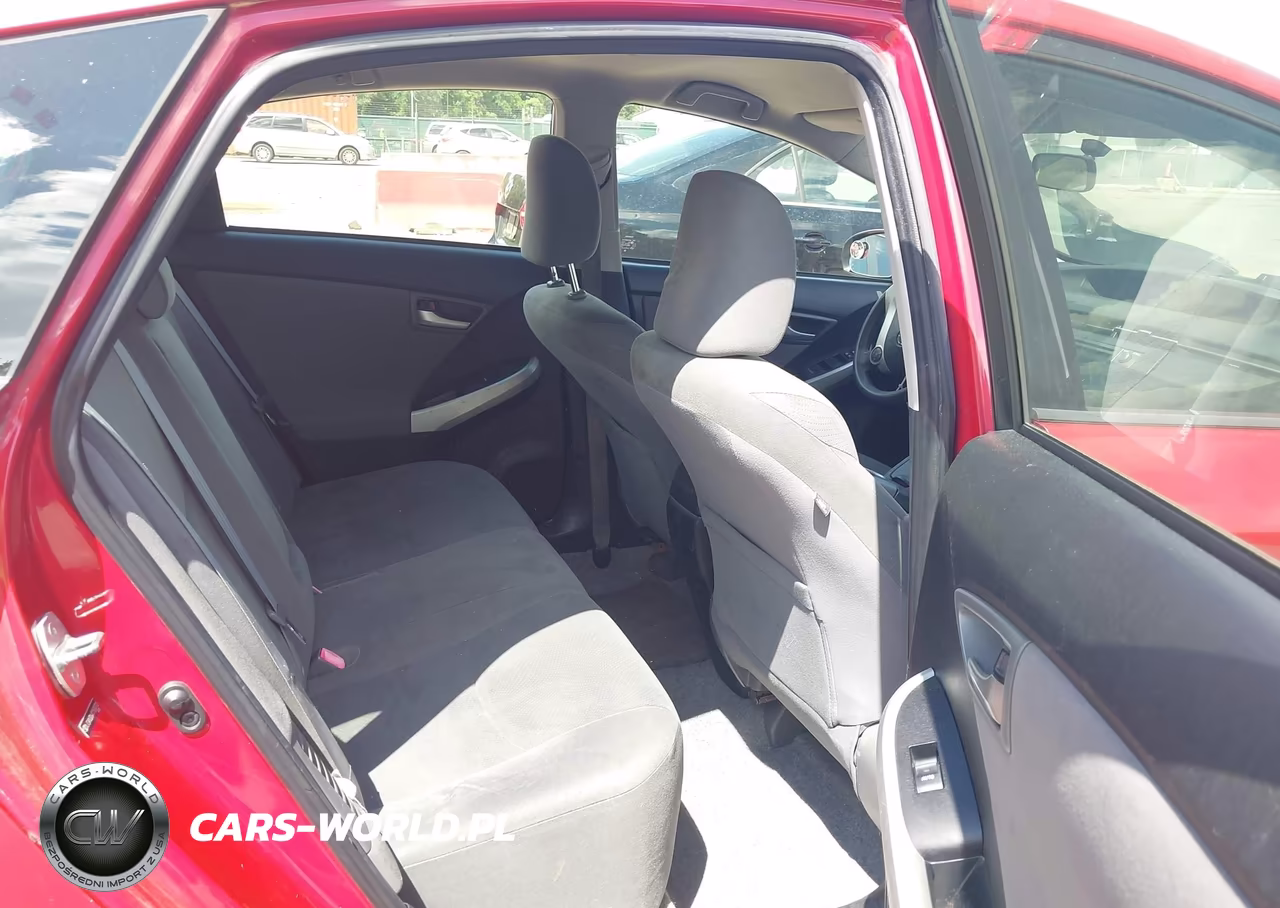 2012 Toyota Prius Two VIN:JTDKN3DU4C1520712 - 8