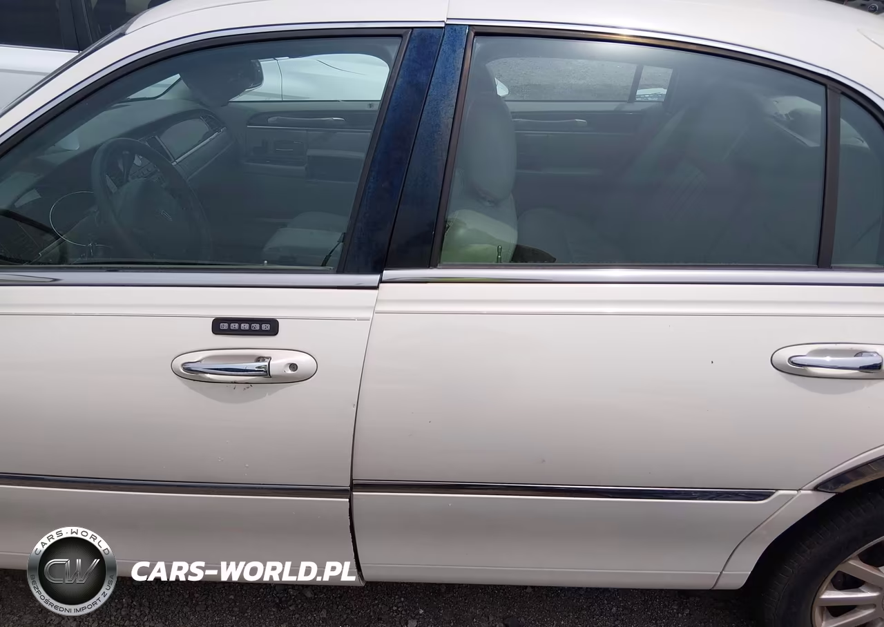 2007 Lincoln Town Car Signature VIN:1LNHM81W27Y634121 - 14