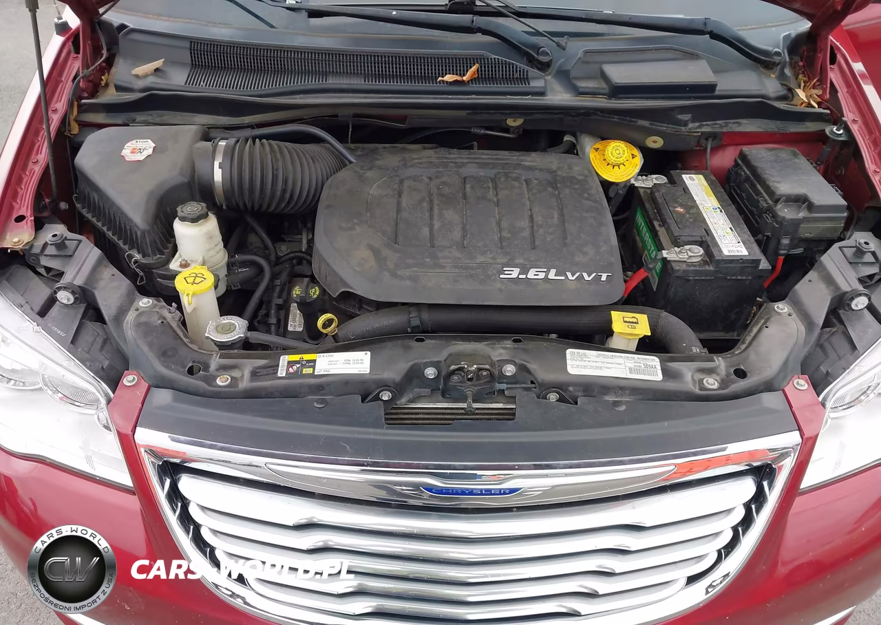 2016 Chrysler Town & Country Touring VIN:2C4RC1BG1GR246814 - 10