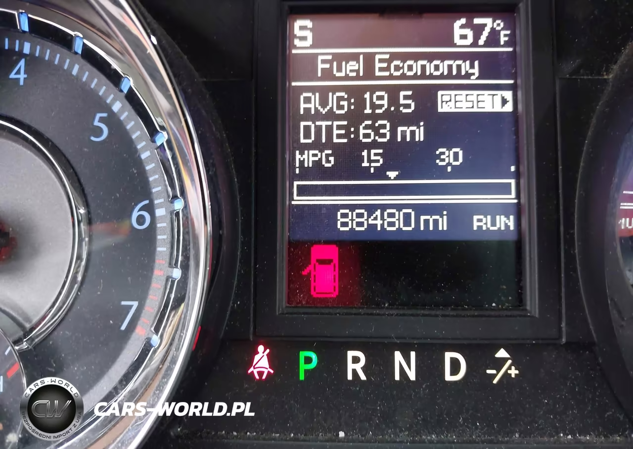 2016 Chrysler Town & Country Touring VIN:2C4RC1BG1GR246814 - 14