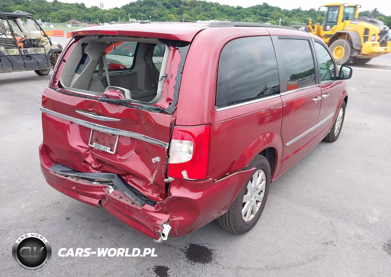 2016 Chrysler Town & Country Touring VIN:2C4RC1BG1GR246814 - 4