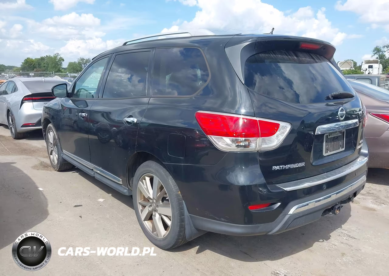 2015 Nissan Pathfinder Platinum VIN:5N1AR2MM3FC612148 - 3