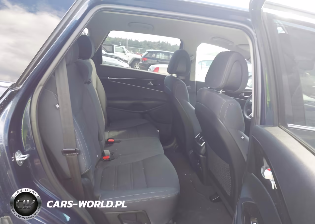 2016 Kia Sorento 2.4L Lx VIN:5XYPGDA37GG110235 - 8