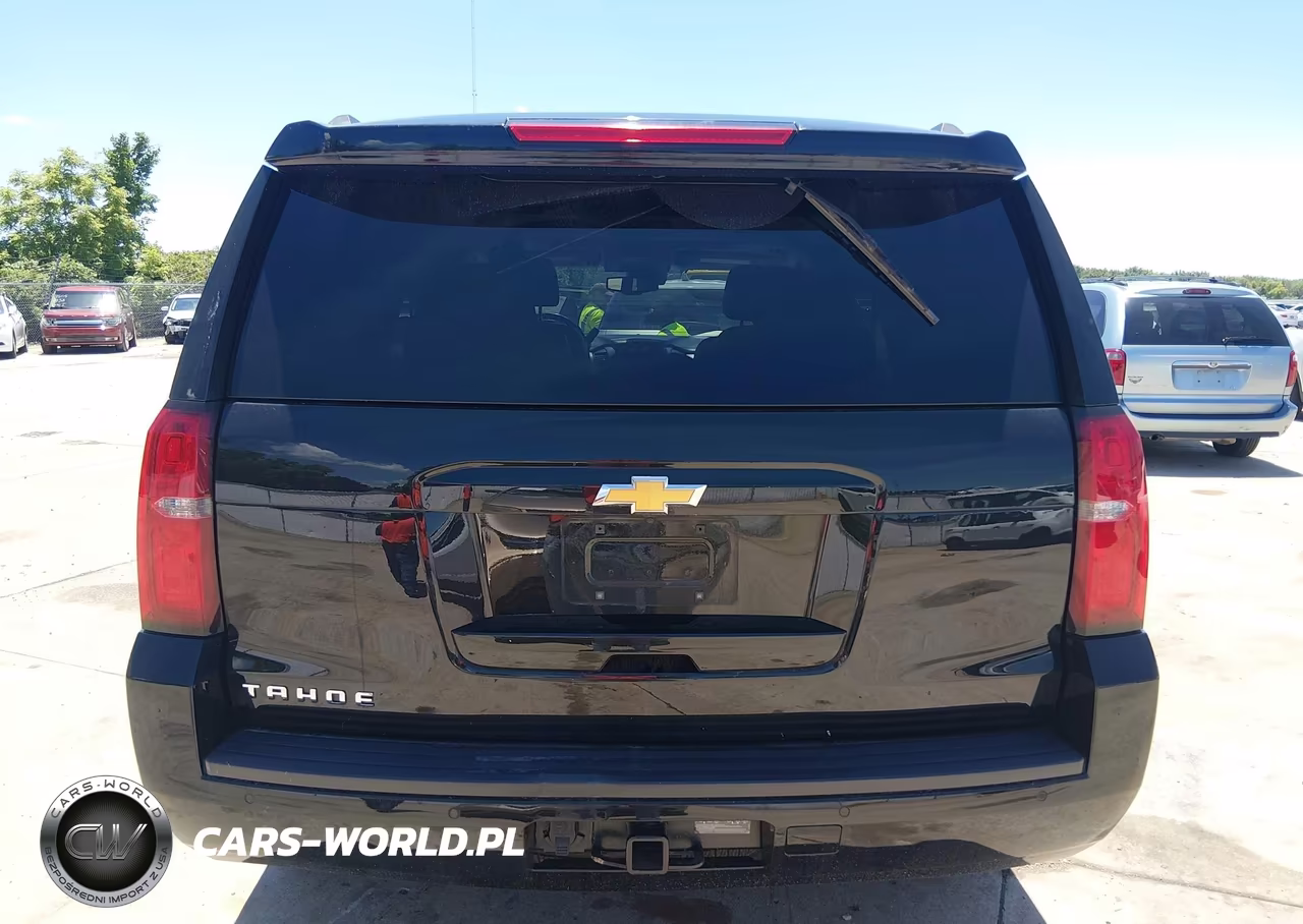 2019 Chevrolet Tahoe Lt VIN:1GNSKBKC6KR347036 - 16