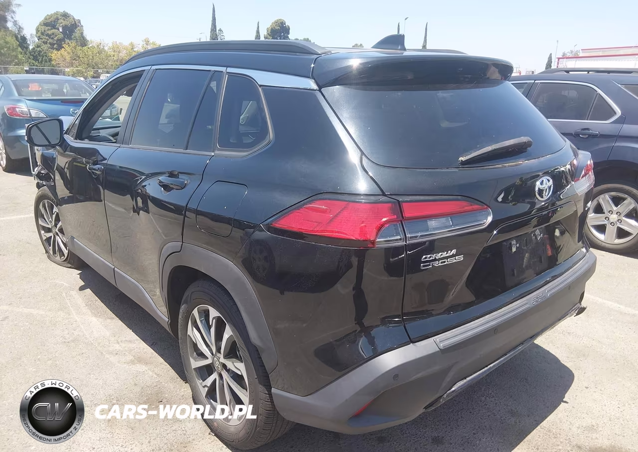 2024 Toyota Corolla Cross Xle VIN:7MUDAAAG5RV075809 - 3