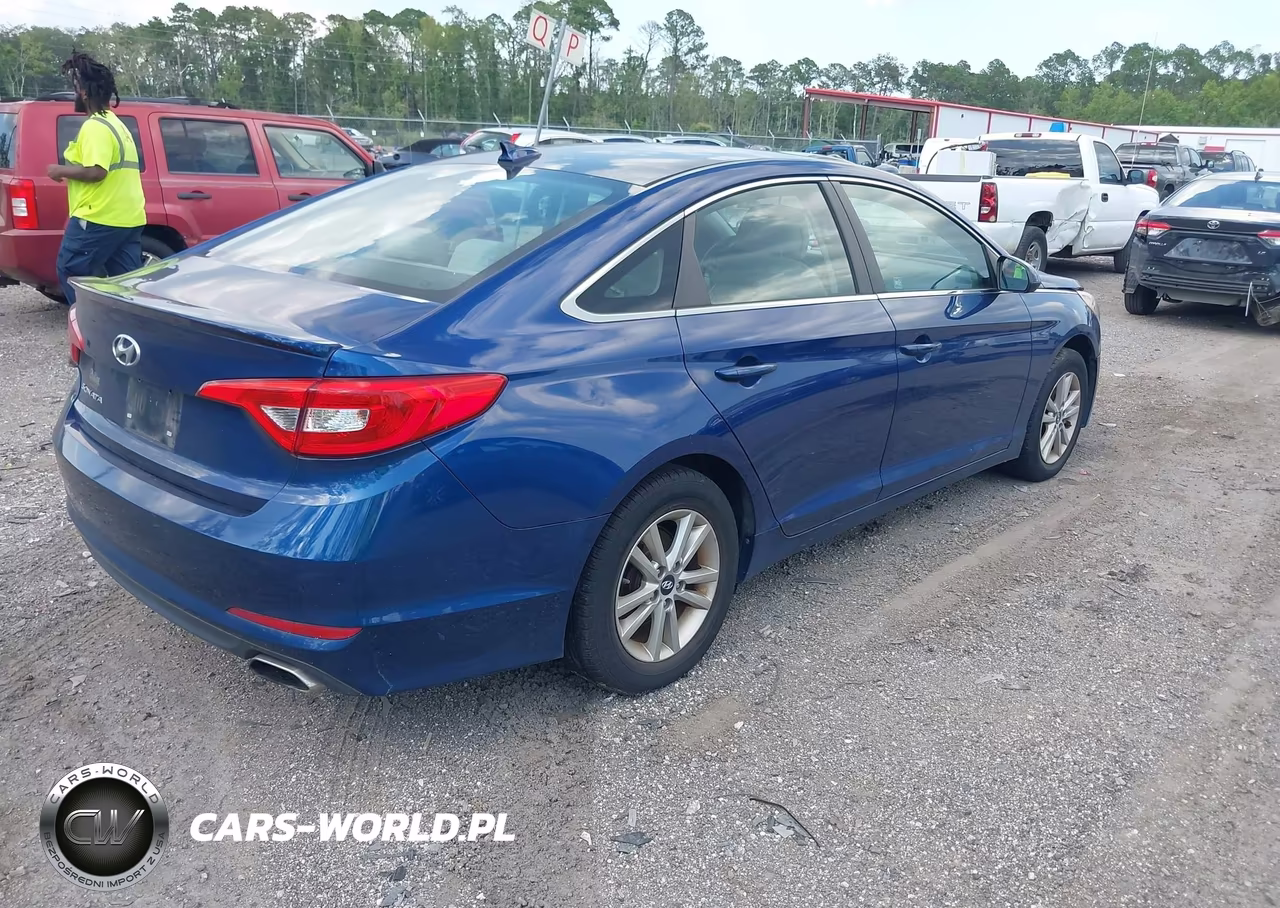 2016 Hyundai Sonata Se VIN:5NPE24AF5GH295426 - 4