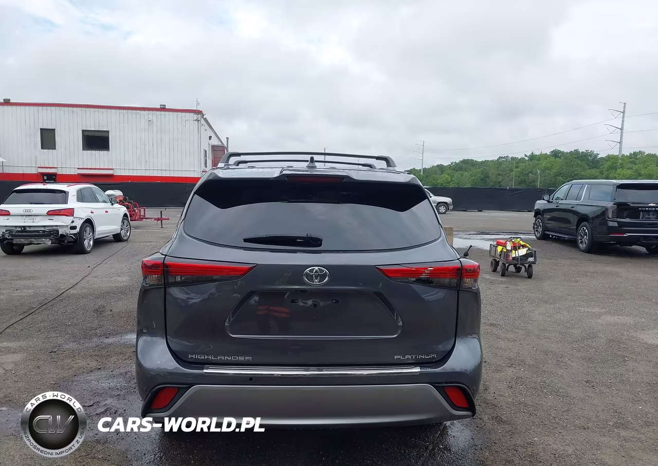 2023 Toyota Highlander Platinum VIN:5TDKDRAH9PS042440 - 16