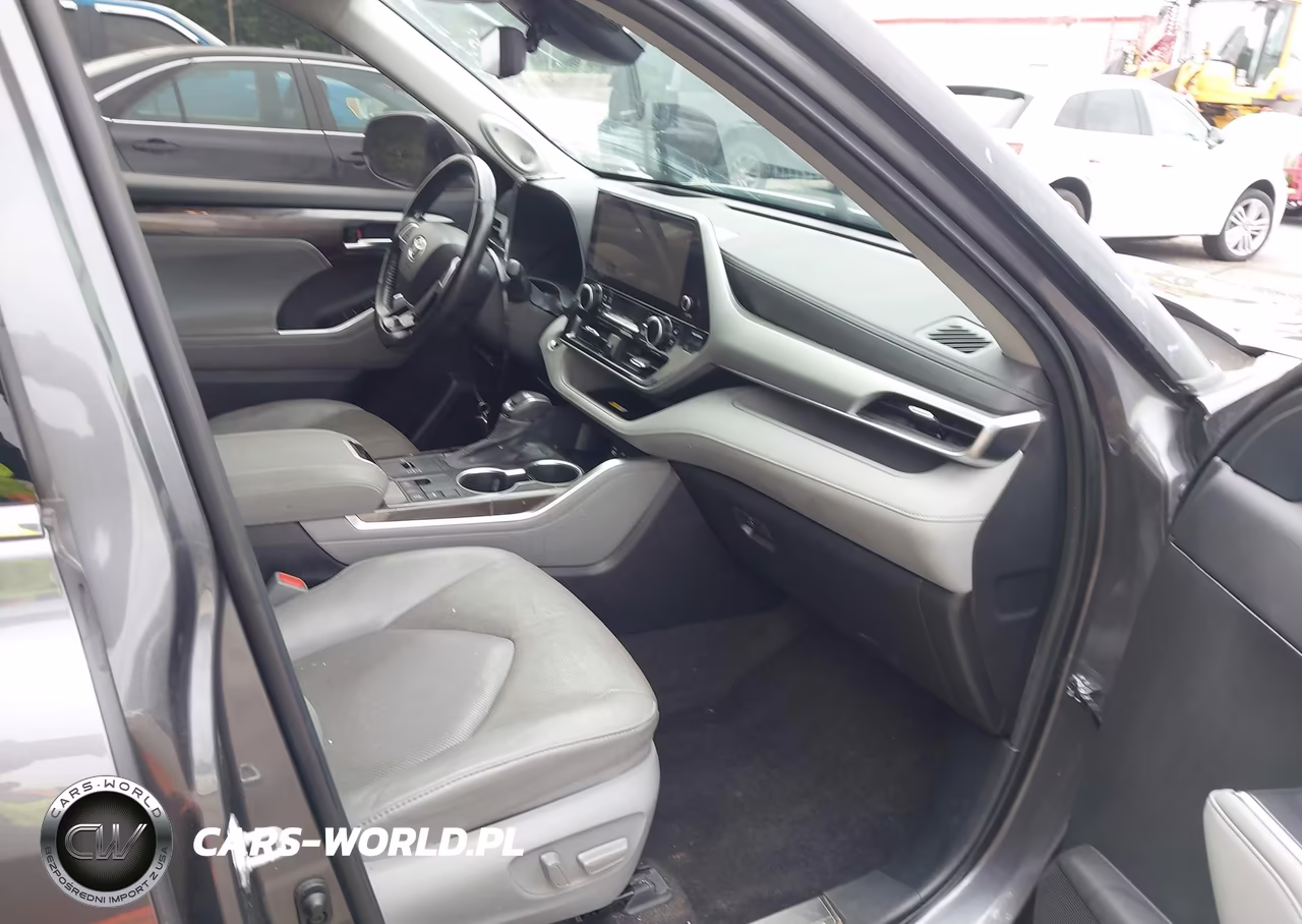 2023 Toyota Highlander Platinum VIN:5TDKDRAH9PS042440 - 5