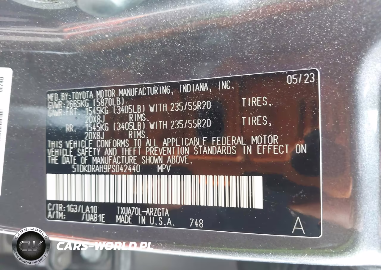2023 Toyota Highlander Platinum VIN:5TDKDRAH9PS042440 - 9