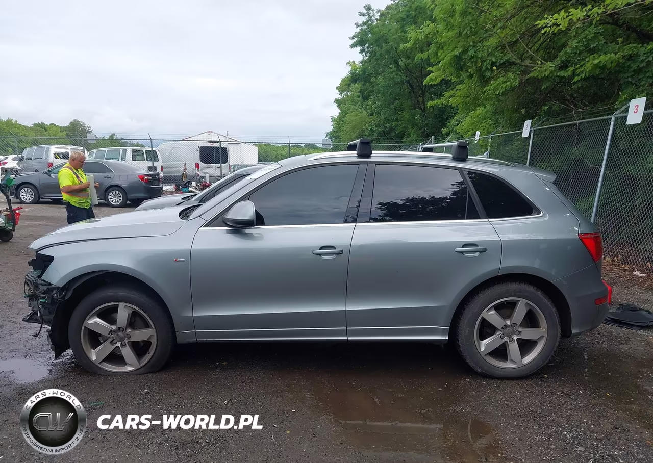 2011 Audi Q5 3.2 Premium Plus VIN:WA1WKAFP2BA029604 - 14