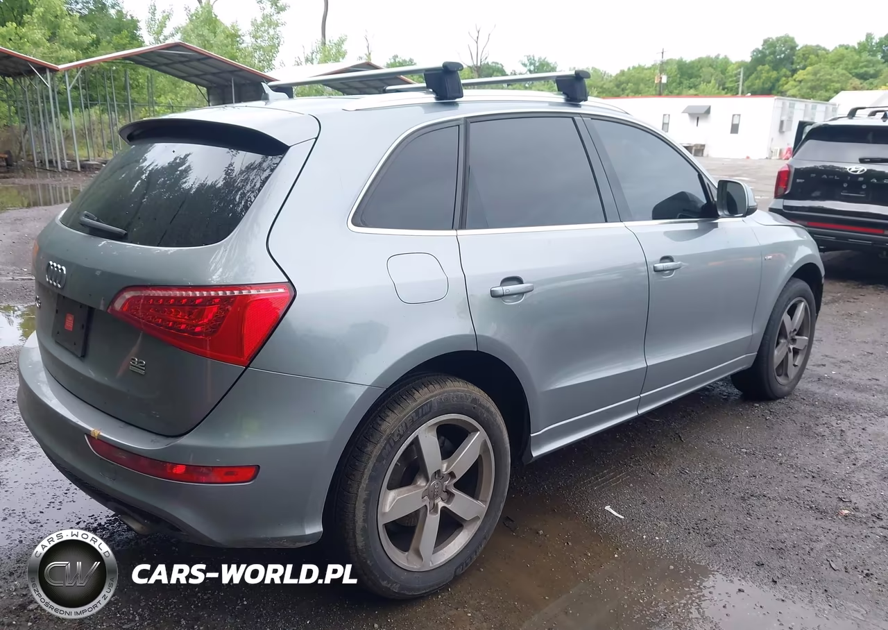 2011 Audi Q5 3.2 Premium Plus VIN:WA1WKAFP2BA029604 - 4