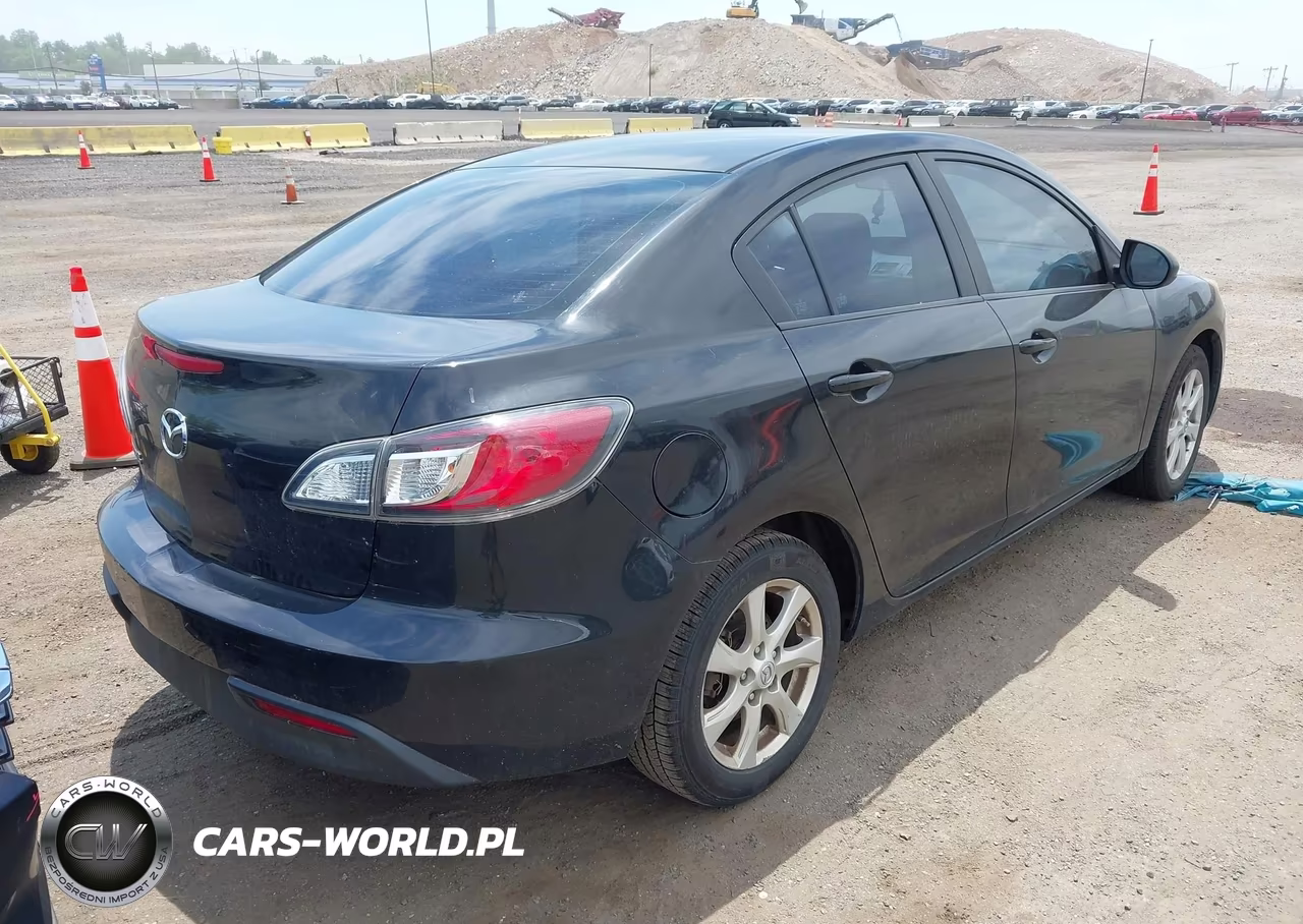 2010 Mazda Mazda3 I Touring VIN:JM1BL1SG3A1145352 - 4