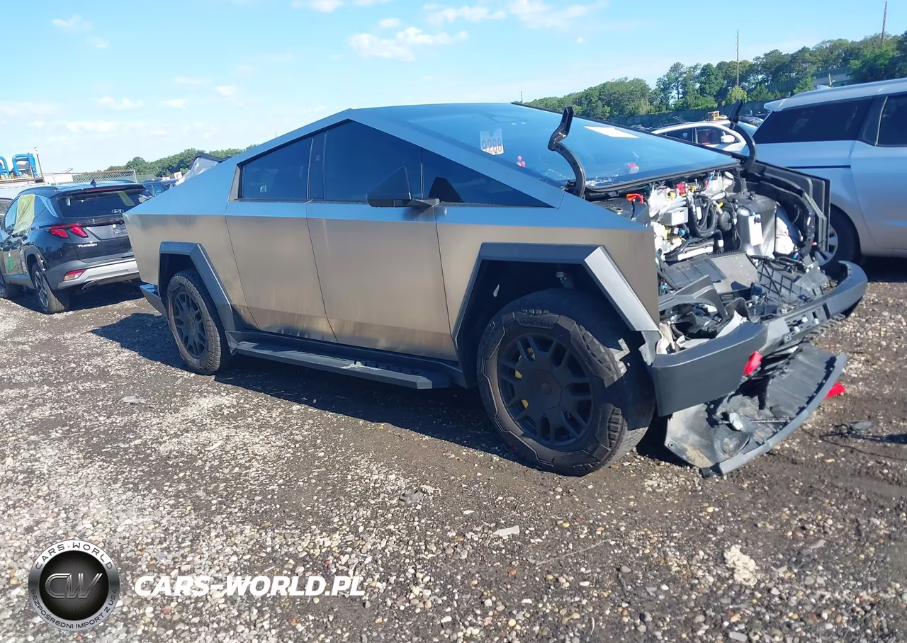 2025 Tesla Cybertruck All-Wheel Drive – zdjęcie 1 z 16