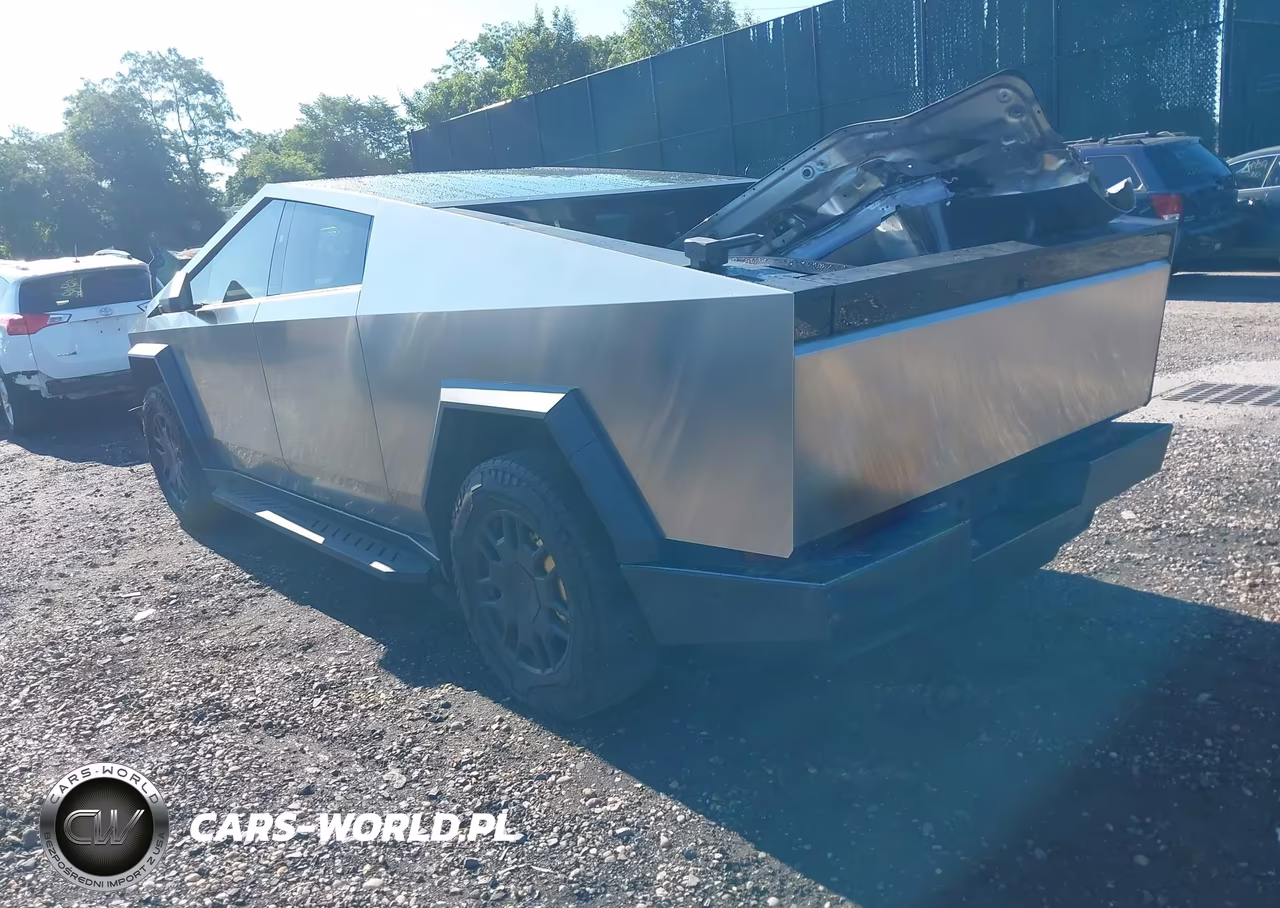 2025 Tesla Cybertruck All-Wheel Drive VIN:7G2CEHED5SA071427 - 3
