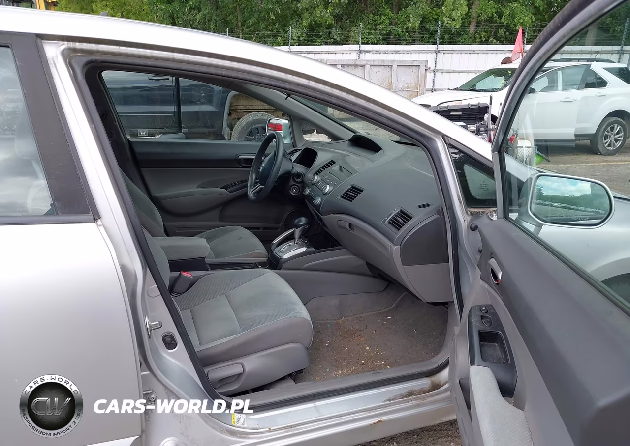 2010 Honda Civic Lx VIN:19XFA1F58AE031005 - 5