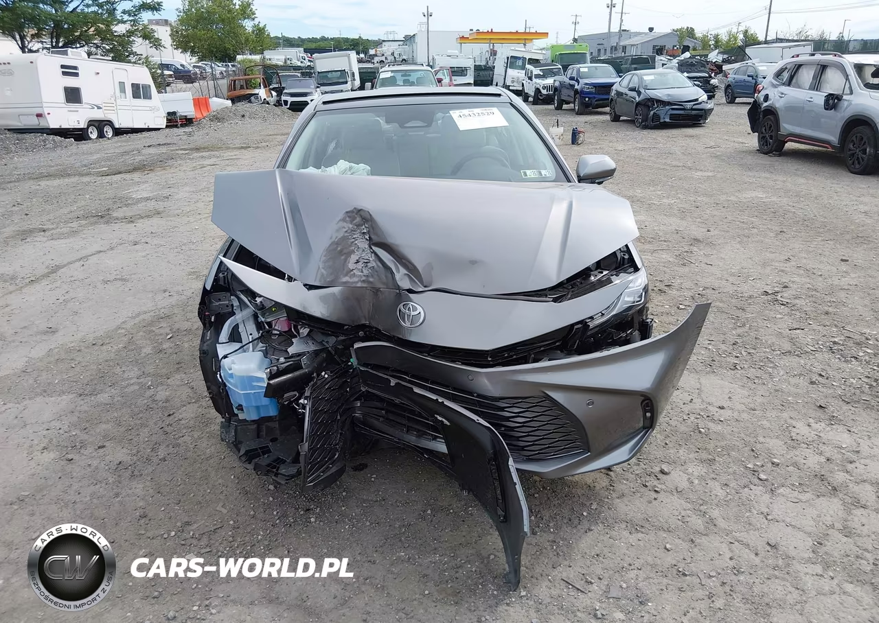 2026 Toyota Camry Xle VIN:4T1DBADK1TU542651 - 12