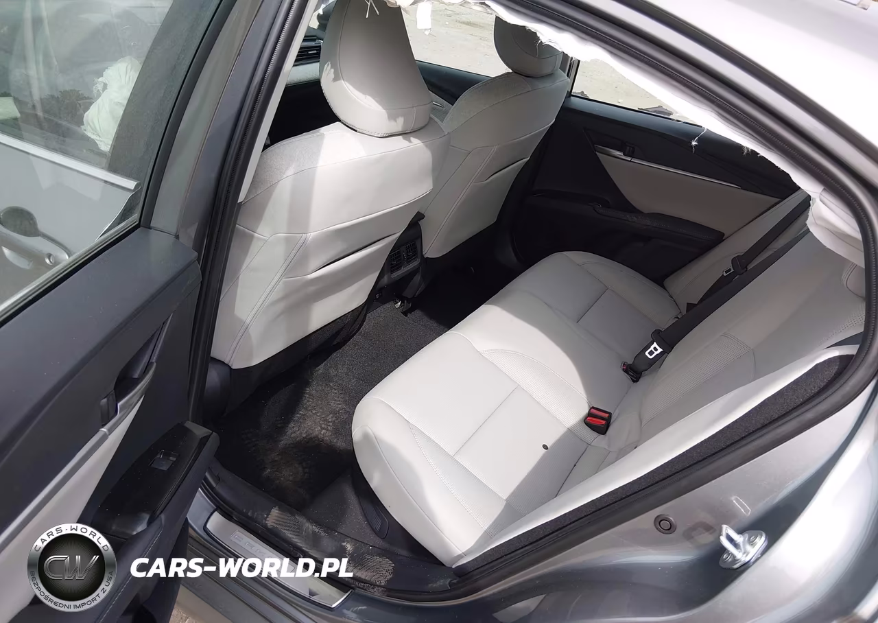 2026 Toyota Camry Xle VIN:4T1DBADK1TU542651 - 8